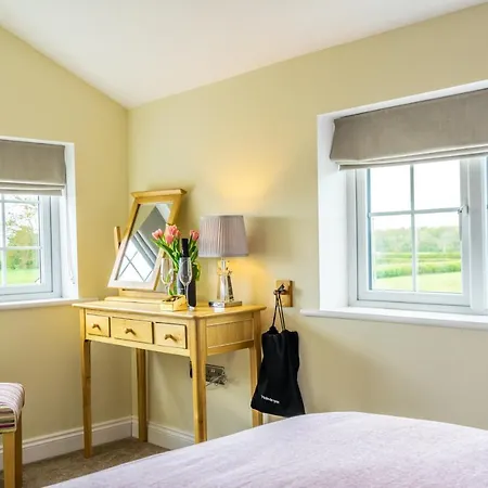 Brecks Farm - Well * York